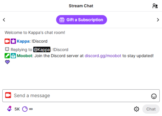 Using the Discord chat command in Twitch chat